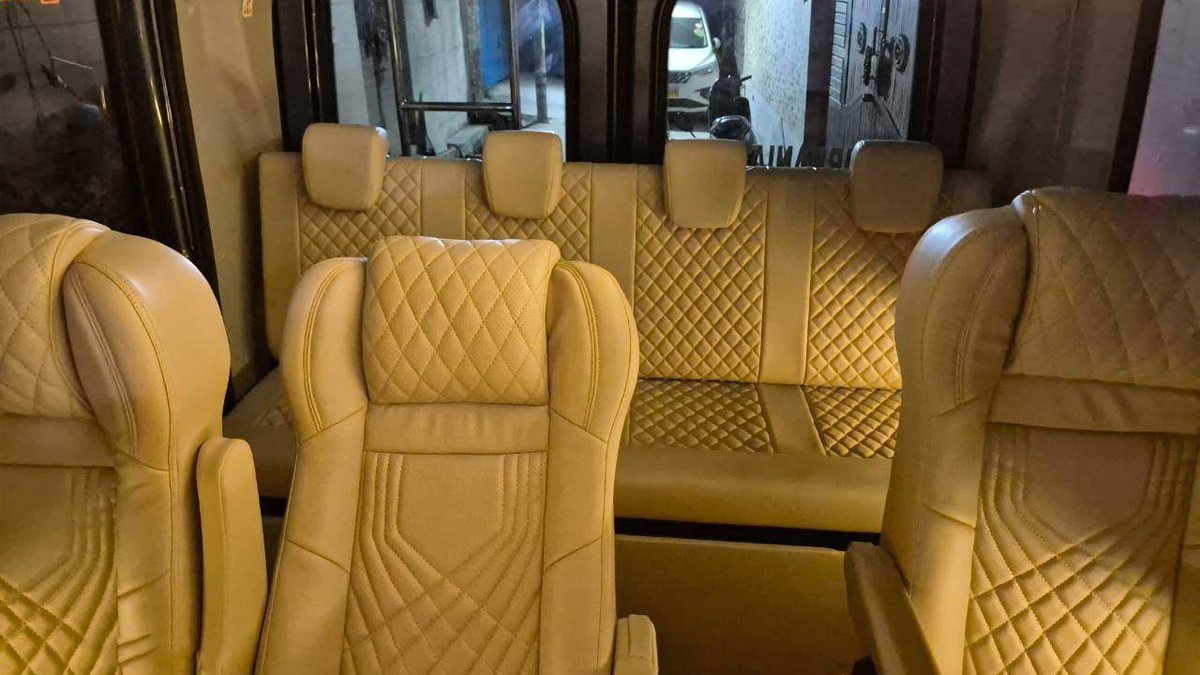 12 Seater Force Urbania