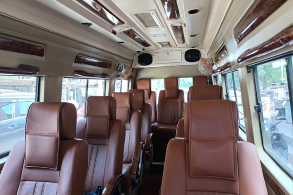 10 Seater Tempo Traveller